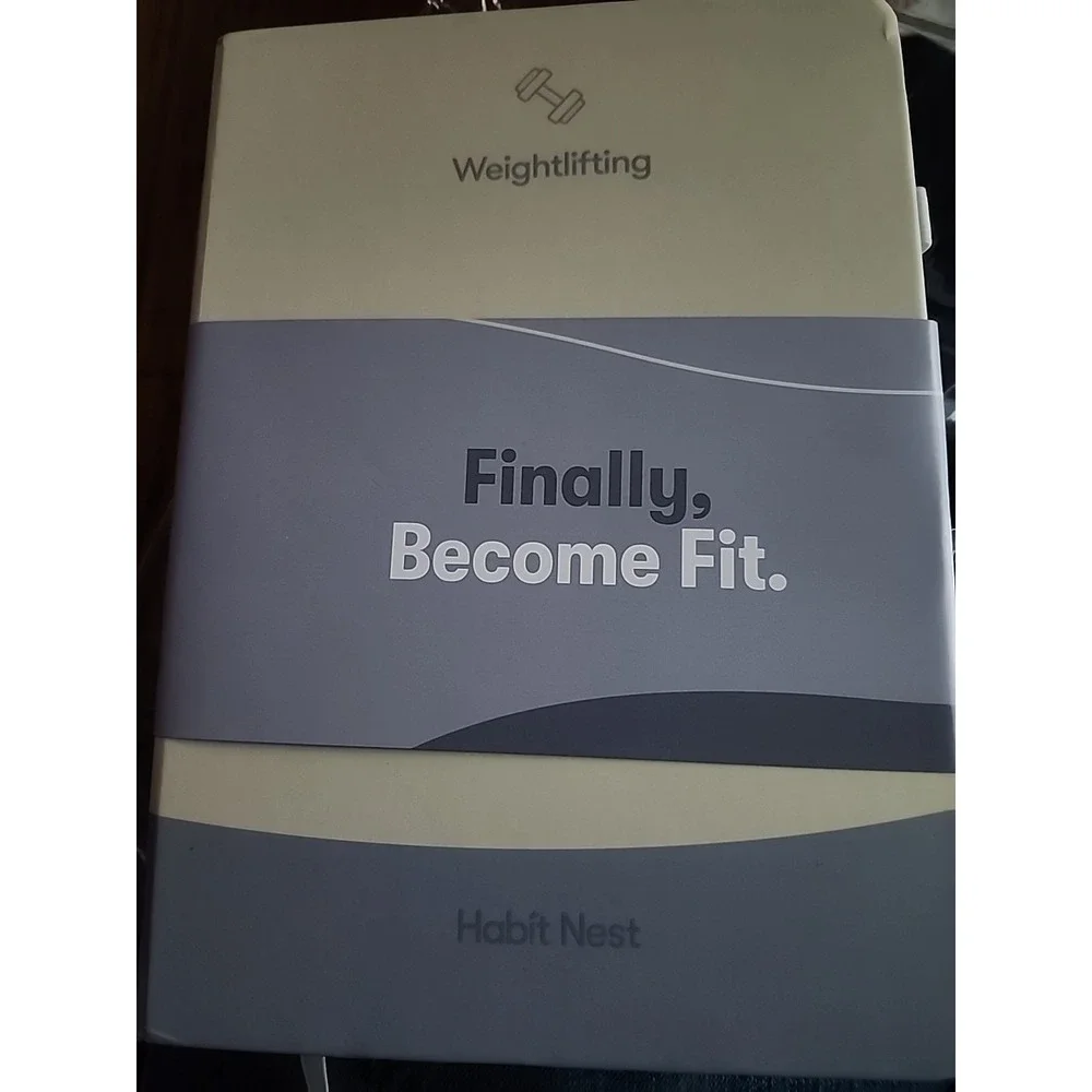 The Weightlifting Transformation Gym Journal by Habit Nest. Hardcover BRAND NEW